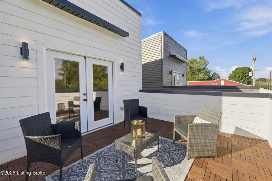 1008 E Muhammad Ali Blvd, Louisville, KY 40204 - #3