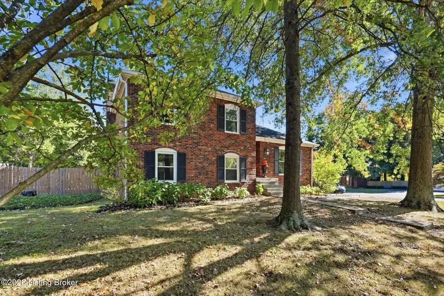 10604 Linn Station Rd, Louisville, KY 40223 - #3