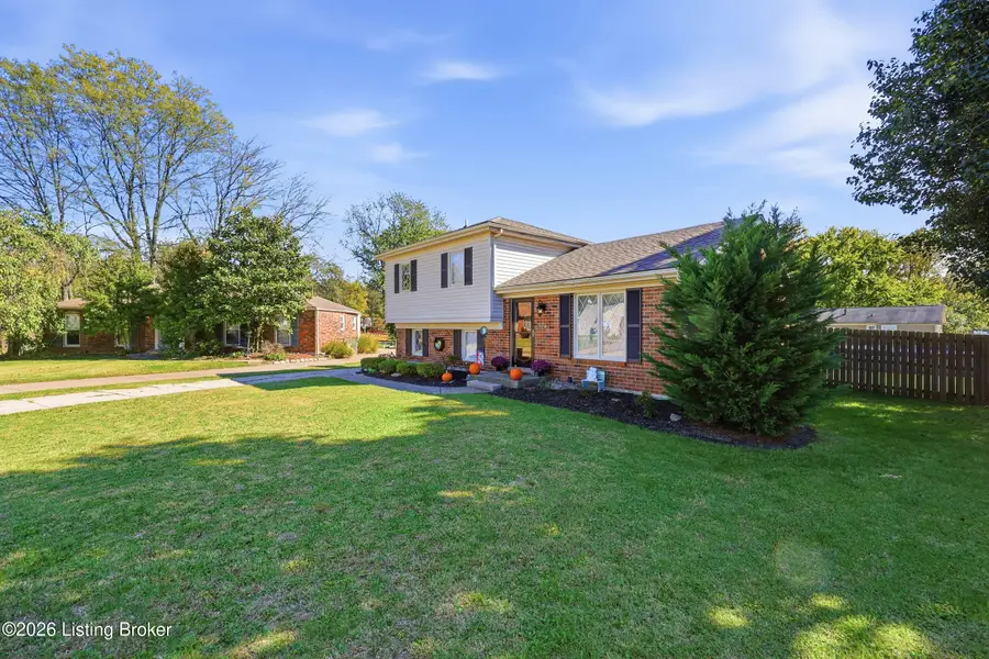 7502 Winesap Way, Louisville, KY 40228 - #3