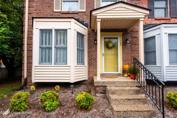 145 Gardiner Lake Rd, Louisville, KY 40205