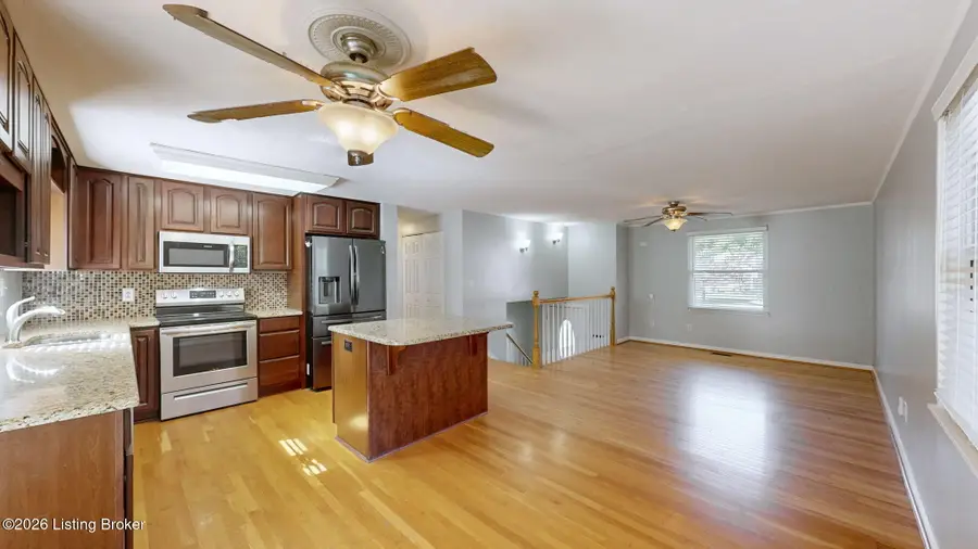 5217 Firwood Ln, Louisville, KY 40291 - #2