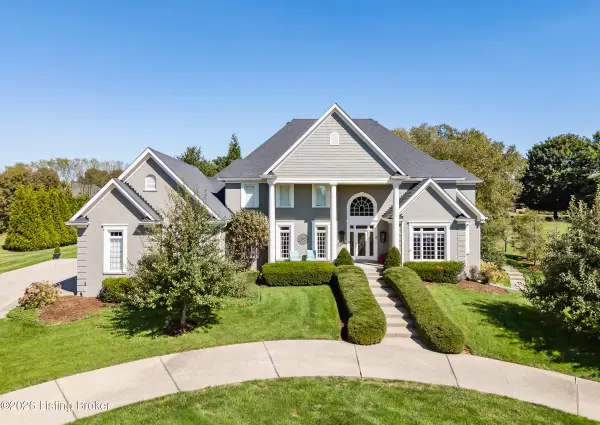 12039 Hunting Crest Dr, Prospect, KY 40059