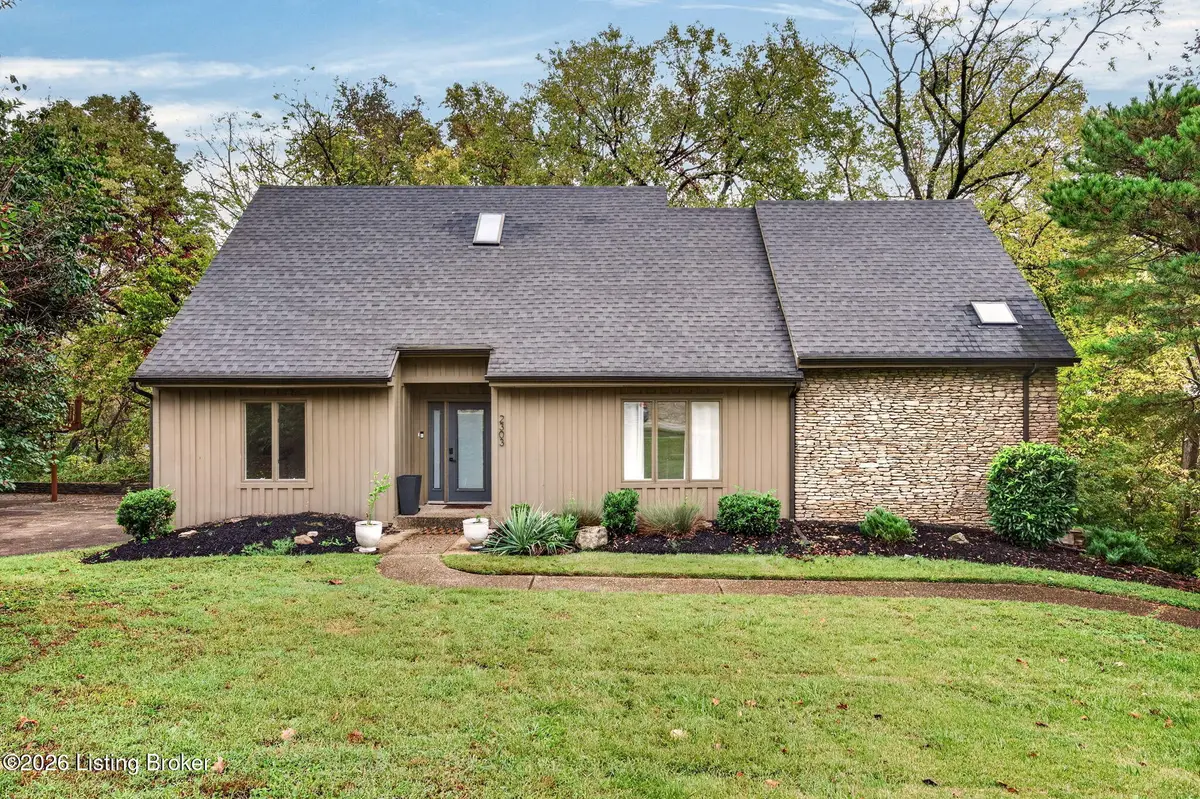 2303 Phoenix Hill Dr, Louisville, KY 40207 - #1