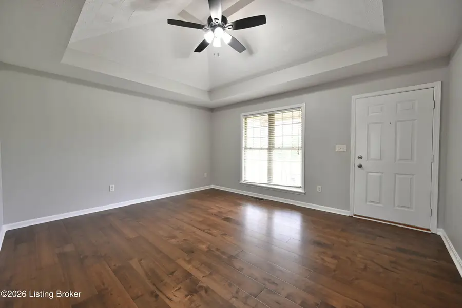 11110 Sandwood Pl, Louisville, KY 40272 - #2
