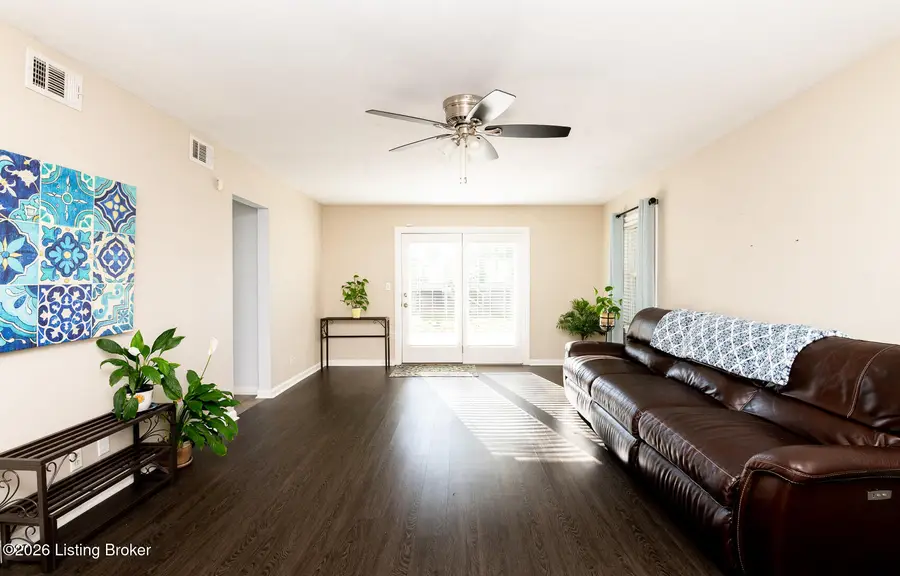 8506 Bayou Way, Louisville, KY 40242 - #2