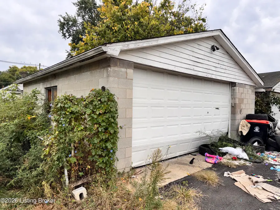 2732 Montana Ave, Louisville, KY 40208 - #3