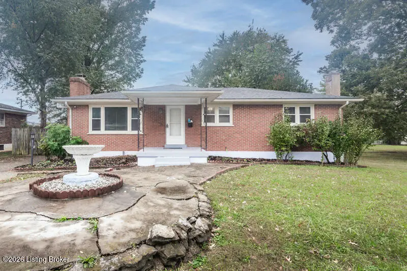 3708 Youngwood Rd, Louisville, KY 40218 - #2