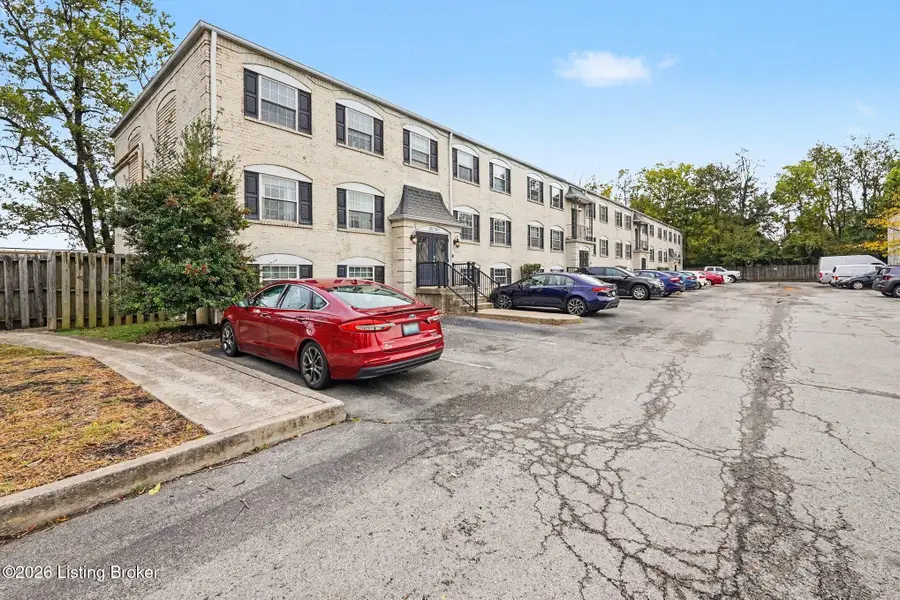 102 Middletown Square, Louisville, KY 40243 - #2