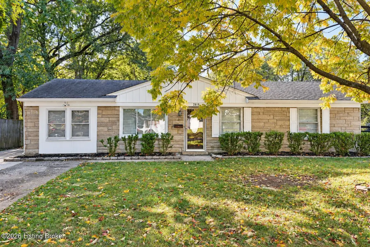 2010 Cedarcrest Dr, Louisville, KY 40242 - #1