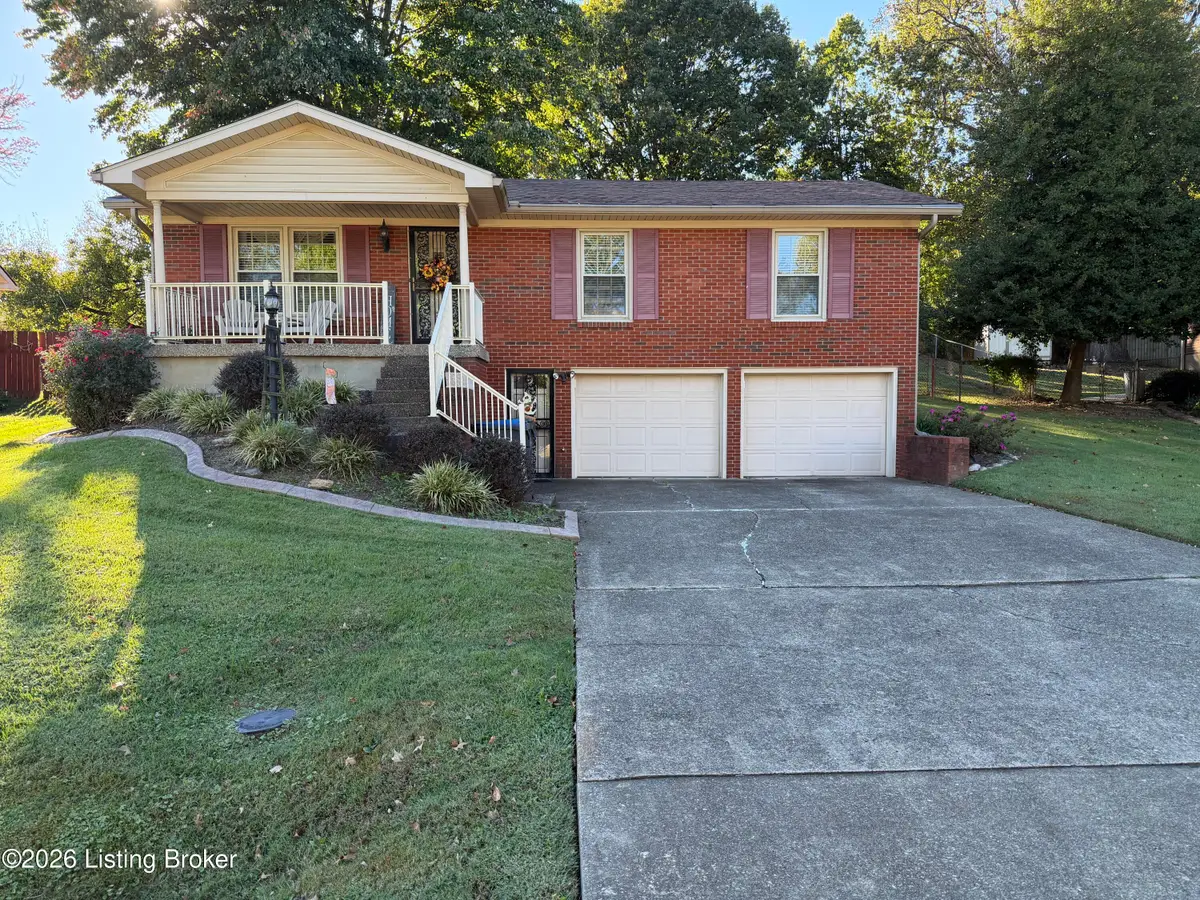 7410 Oswego Cir, Louisville, KY 40214 - #1