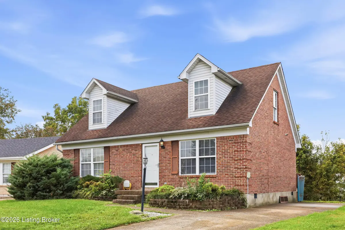 3112 Pine Trace Ct, Louisville, KY 40272 - #1