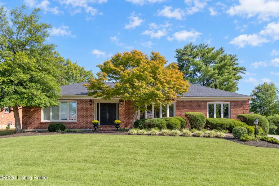 3015 Hayfield Dr, Louisville, KY 40205 - #2