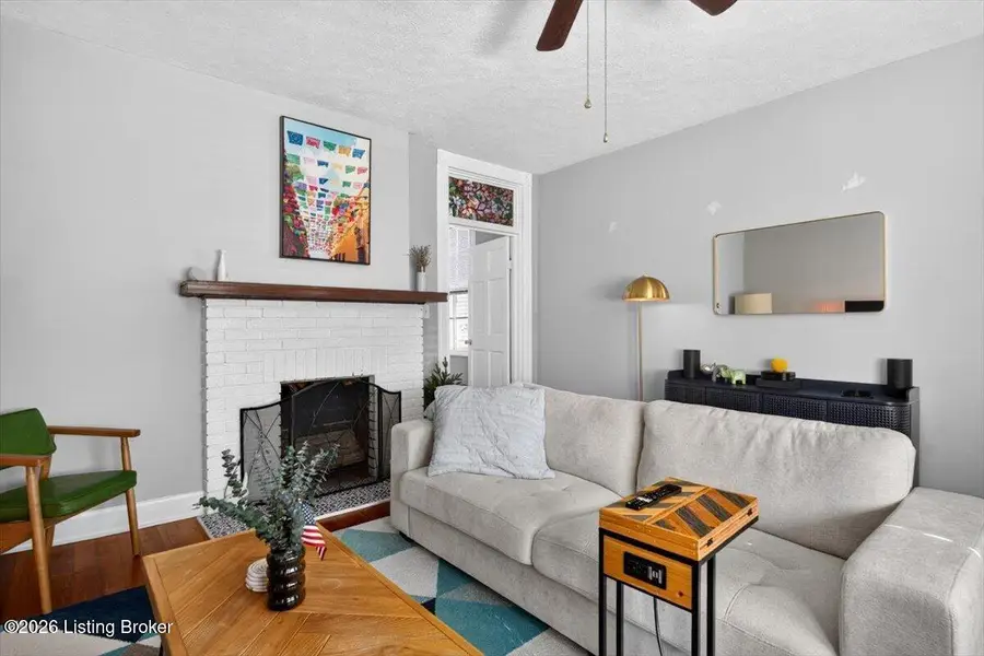 1033 Milton St, Louisville, KY 40217 - #3