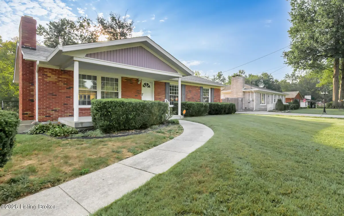4403 Southridge Dr, Louisville, KY 40272 - #1