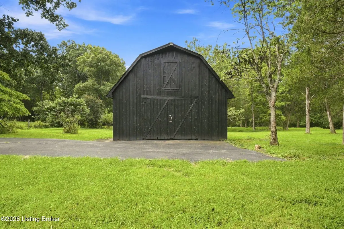 1802 Ironwood Rd, La Grange, KY 40031 - #1
