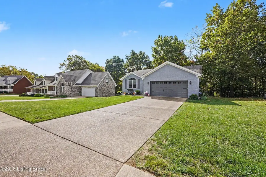 513 John Austin Ln, Mount Washington, KY 40047 - #2