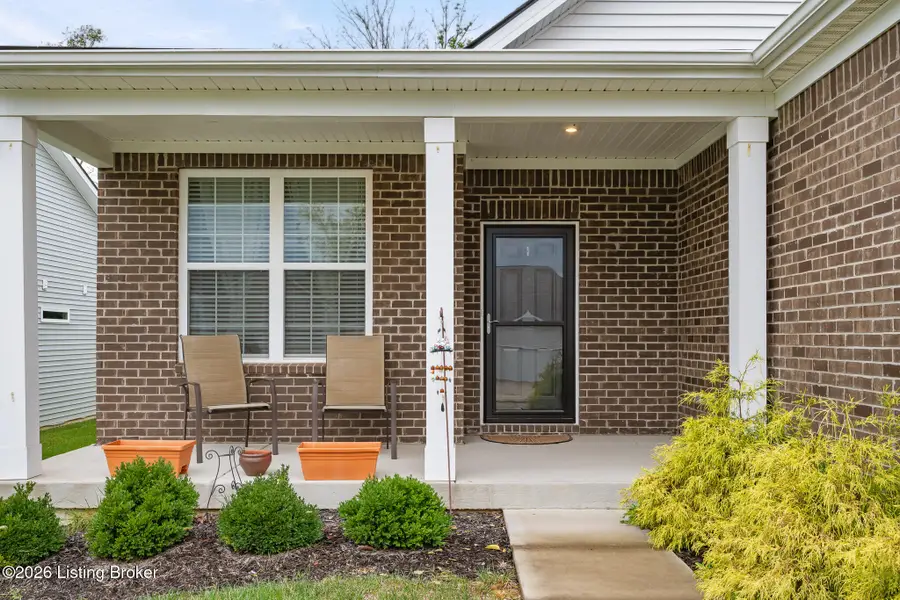 4010 Blackthorn Pl, La Grange, KY 40031 - #3