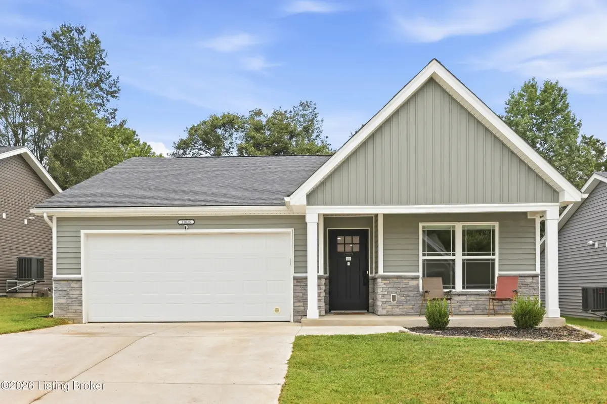 11025 Meadow Run Rd, Louisville, KY 40229 - #1