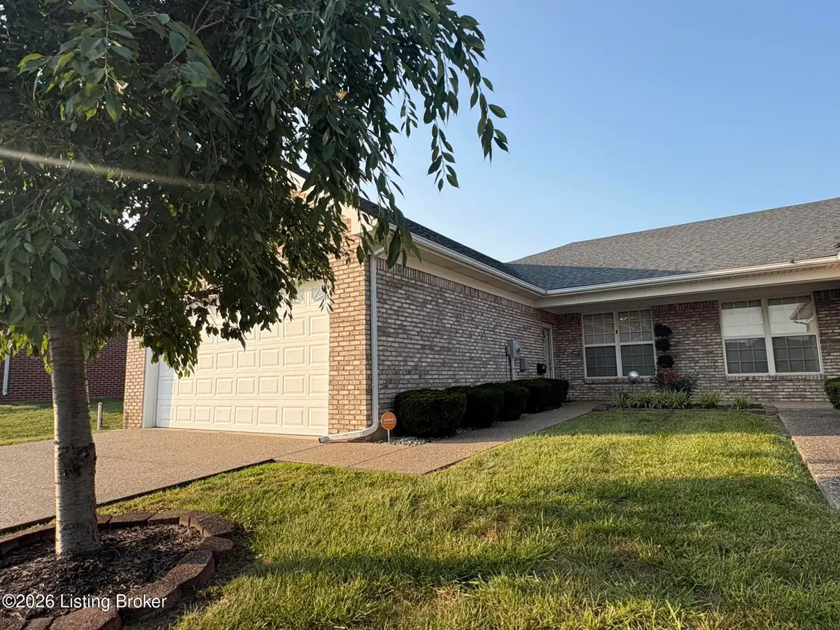 134 Shawnee Ct, Shepherdsville, KY 40165 - #1