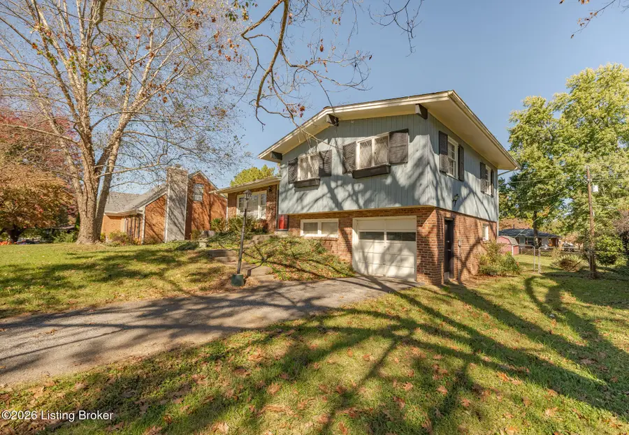 1909 Wickham Way, Louisville, KY 40223 - #2