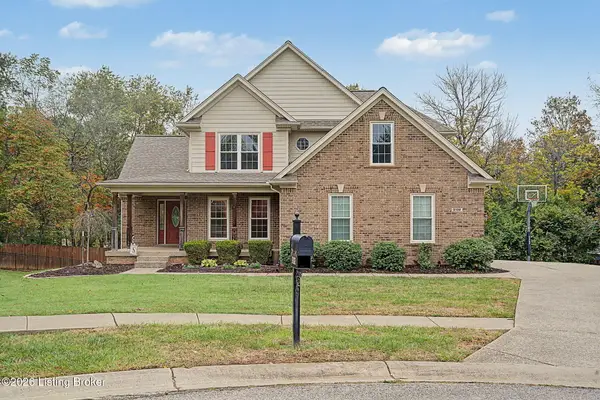 9102 Ashland Ct, Pewee Valley, KY 40056