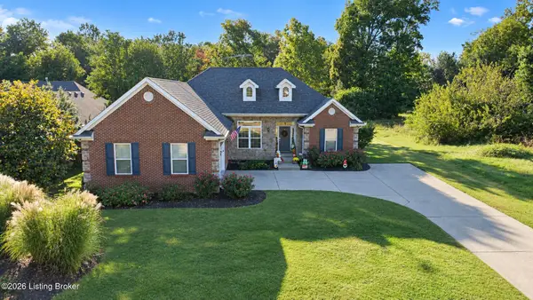 528 Wood Lake Dr, La Grange, KY 40031