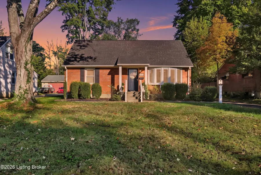 4521 Fox Run Rd, Louisville, KY 40207 - #2