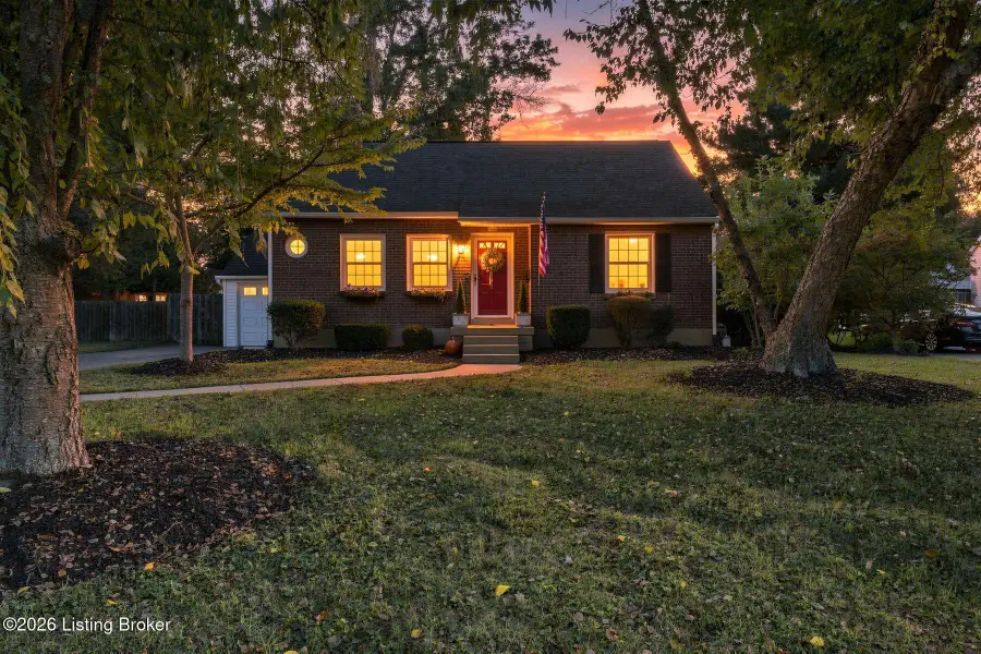 321 Monohan Dr, Louisville, KY 40207 - #2