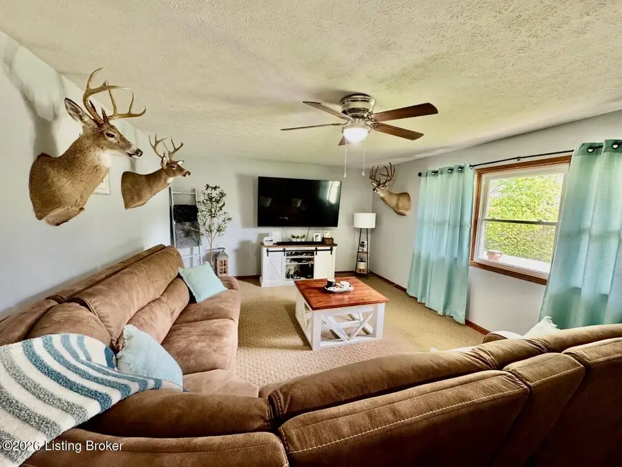 6030 Mackville Rd, Springfield, KY 40069 - #2