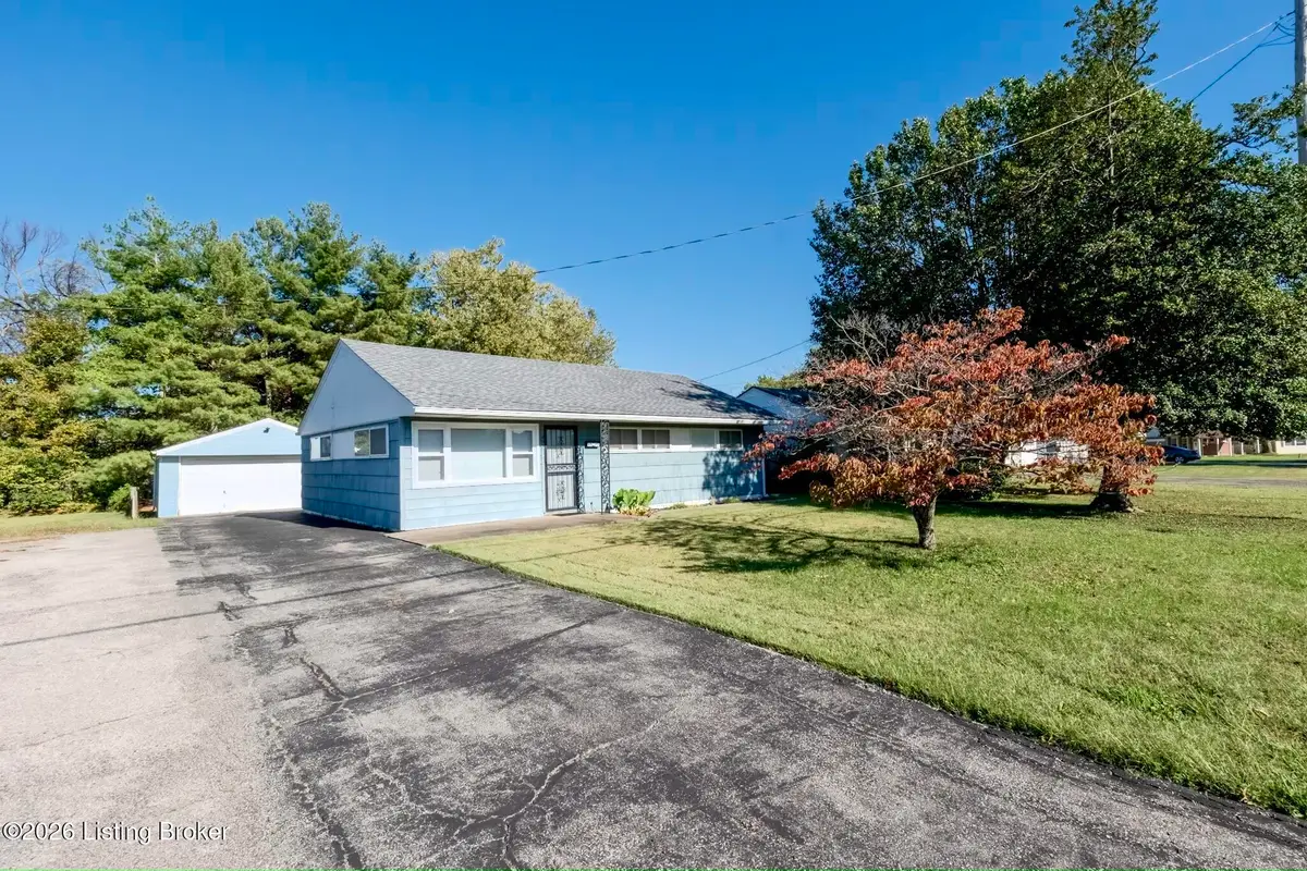 4837 Redstart Rd, Louisville, KY 40213 - #1
