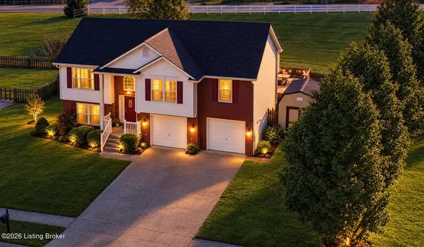 203 Crooked Oak Ct, Shepherdsville, KY 40165