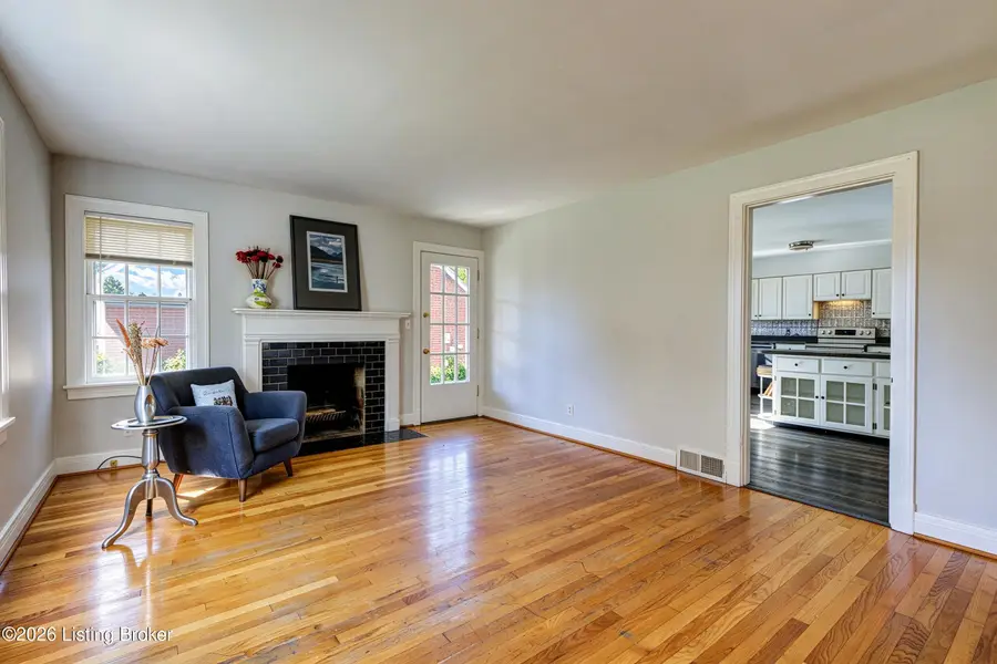 2527 Gardiner Ln, Louisville, KY 40205 - #3
