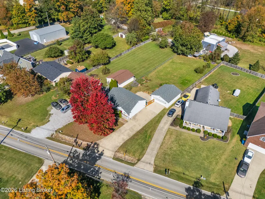 2221 Flat Rock Rd, Louisville, KY 40245 - #3