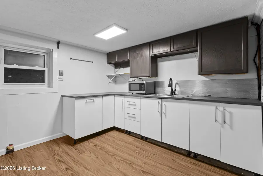319 S Ewing Ave #3, Louisville, KY 40206 - #3