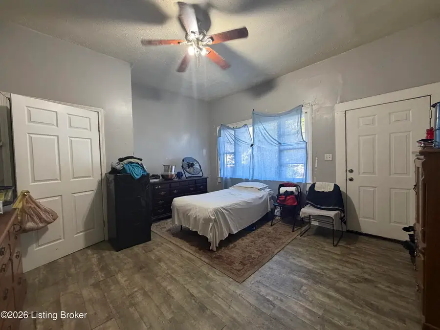 1514 Dumesnil St, Louisville, KY 40210 - #2