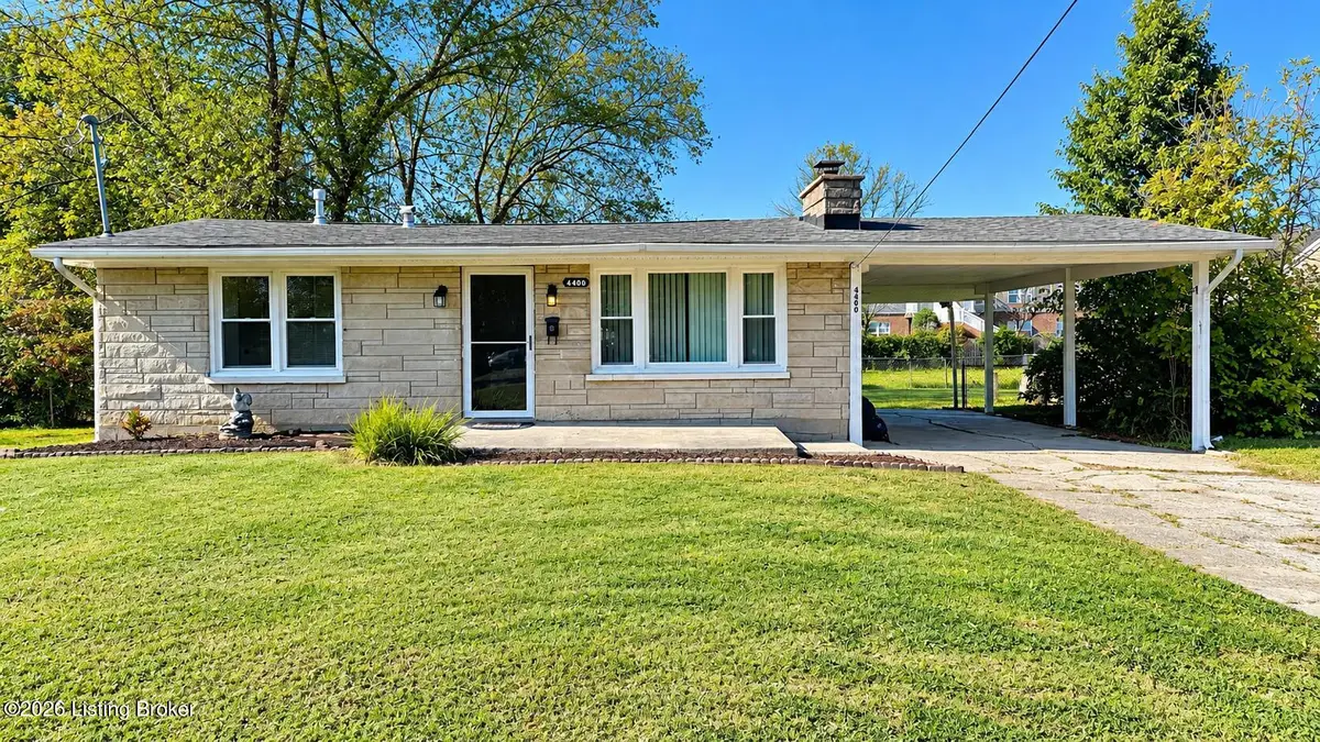 4400 Lynnview Dr, Louisville, KY 40216 - #1