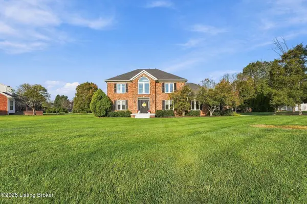 51 Persimmon Ridge Dr, Louisville, KY 40245