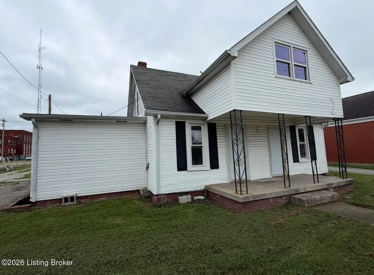 209 S Breckinridge St, Hardinsburg, KY 40143 - #1