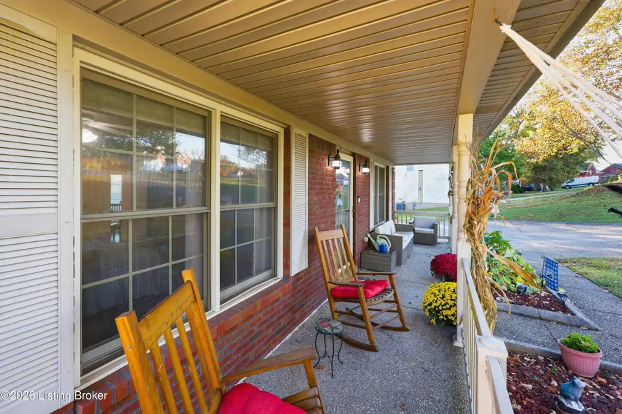 170 Park Ridge Dr, Mount Washington, KY 40047 - #3