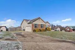 109 Gentry Crossings Ct, Mt Washington, KY 40047
