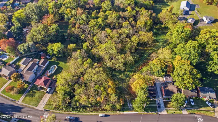 5200 Chathamwood Ct, Louisville, KY 40229 - #2