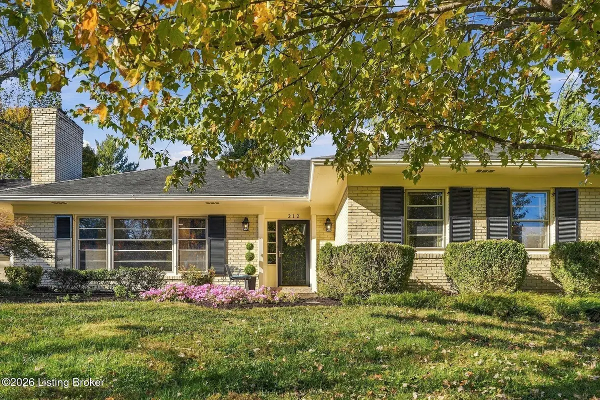 212 Choctaw Rd, Louisville, KY 40207 - #1