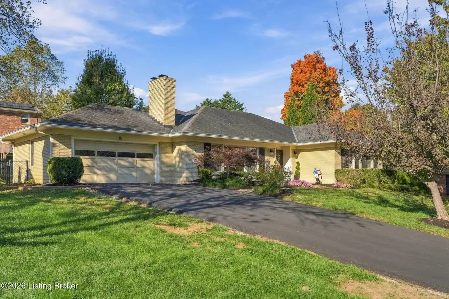 212 Choctaw Rd, Louisville, KY 40207 - #2