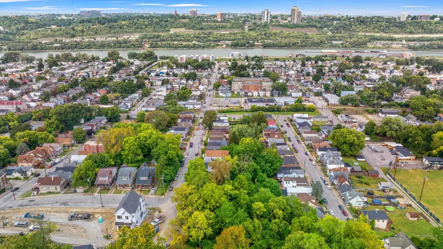 945 Walnut Street, Dayton, KY 41074 - #2