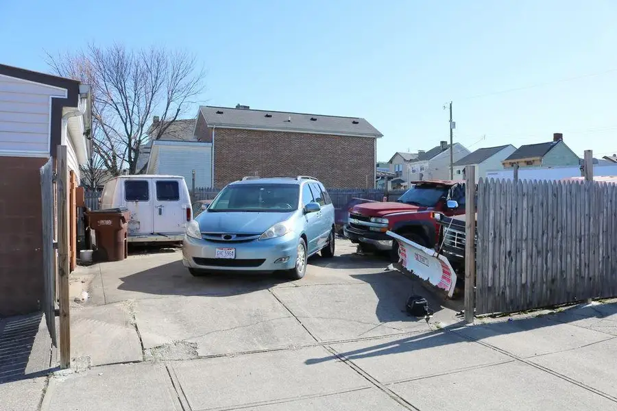 437-439 Lindsey Street, Newport, KY 41071 - Image #2