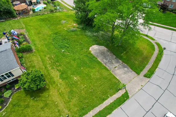 2727 Vera Cruz Drive, Villa Hills, KY 41017