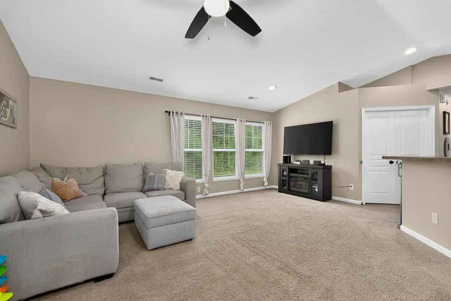 2539 Paragon Mill Drive #16-305, Burlington, KY 41005 - #3