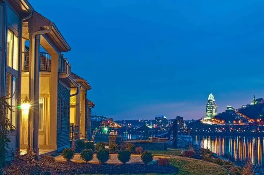 477 Manhattan Boulevard, Dayton, KY 41074 - Image #2