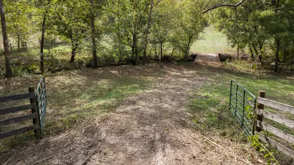 915 Heekin Clarks Creek Road, Williamstown, KY 41097