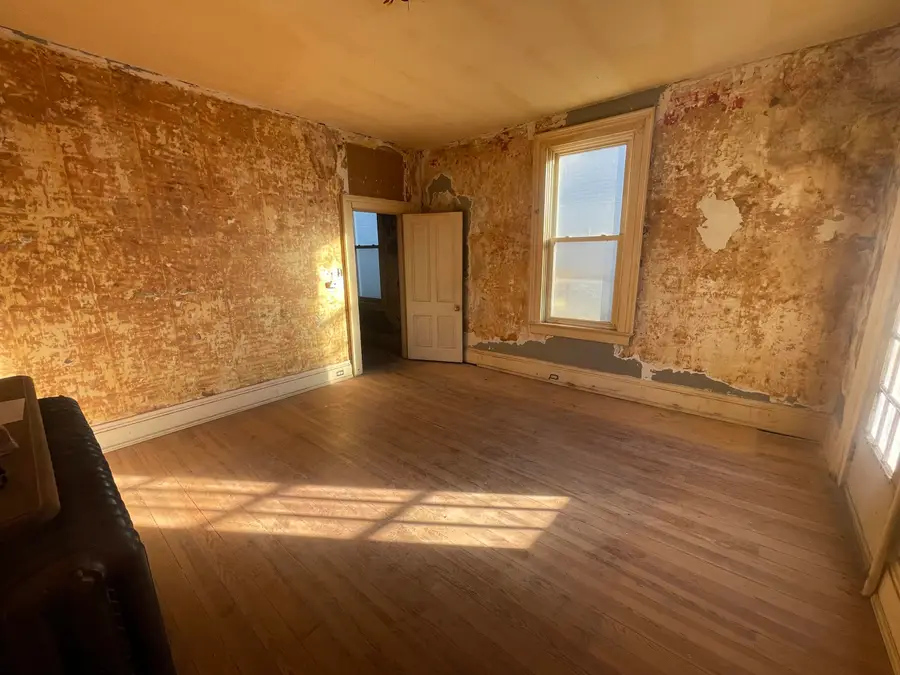 419 W 11th Street, Newport, KY 41071 - Image #2